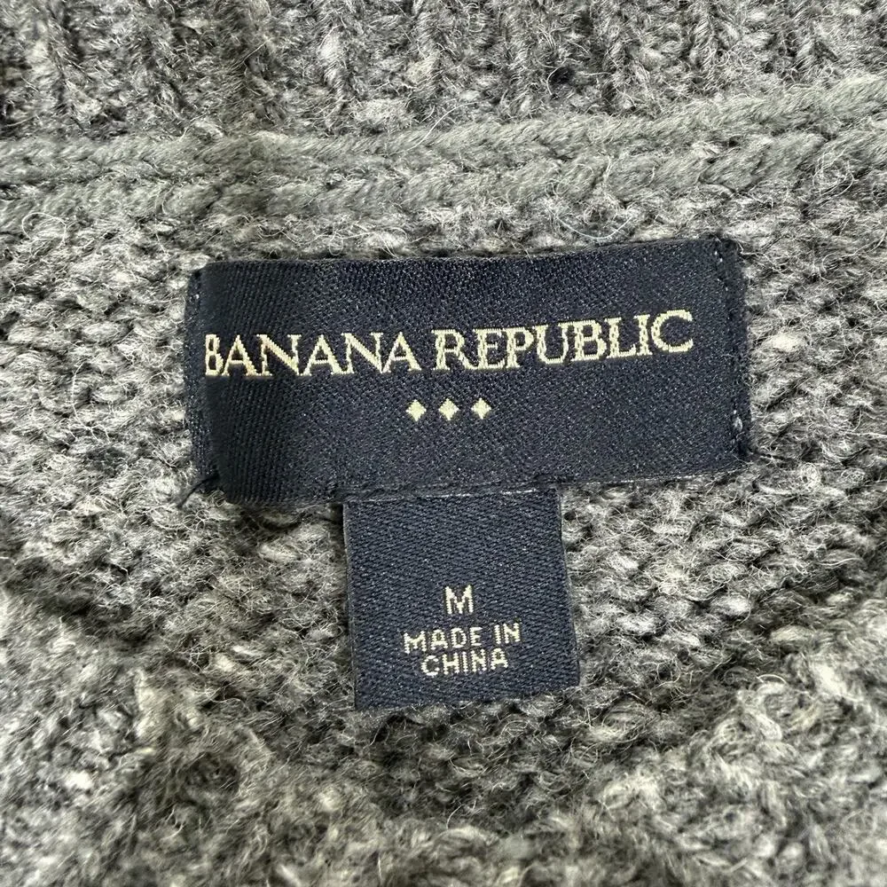 Banana Republic Men’s Lambswool Blend Gray V-Neck Sweater Size M